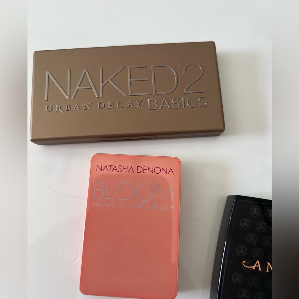 EyeShadow and other Bundle, Huda, Tarte, Anastasia, Rban D, Natasha Denona - Picture 3 of 8